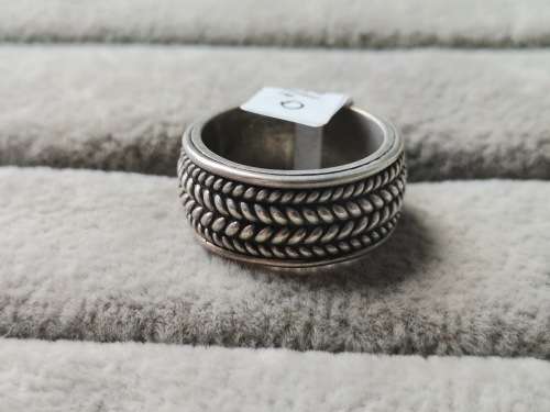 DISCOUNT!! Patterned Silver Ring