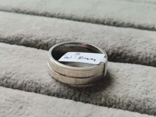 DISCOUNT!! Elegant Silver Ring
