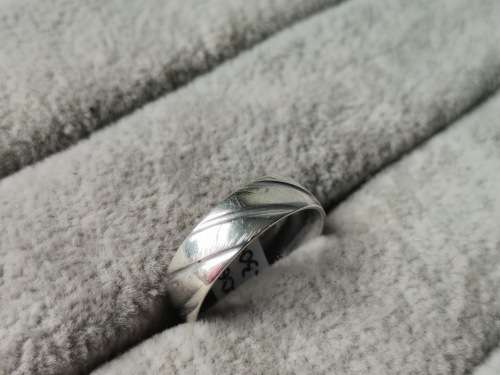 DISCOUNT!! Patterned Silver Ring