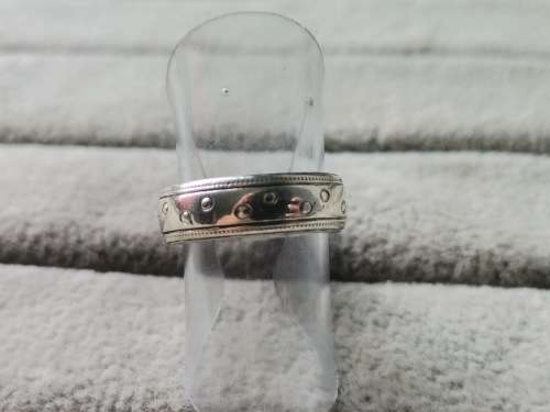 DISCOUNT!! Patterned Silver Ring