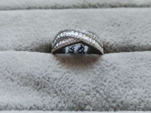 Dazzling Silver Ring