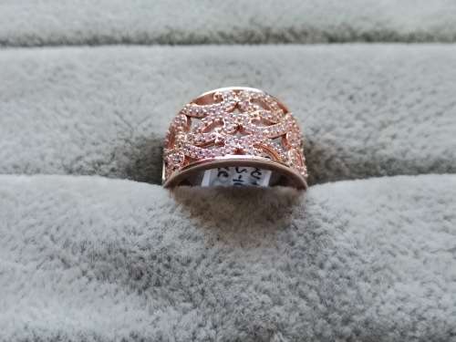 DISCOUNT!! Gorgeous Silver Ring