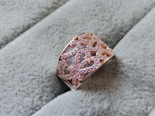 DISCOUNT!! Gorgeous Silver Ring