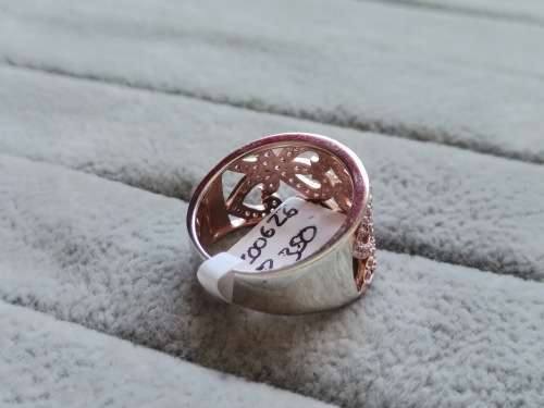 DISCOUNT!! Gorgeous Silver Ring