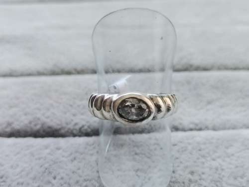 DISCOUNT!! Silver Solitaire Ring