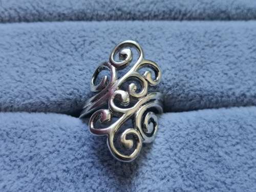DISCOUNT!! Detailed Silver Ring