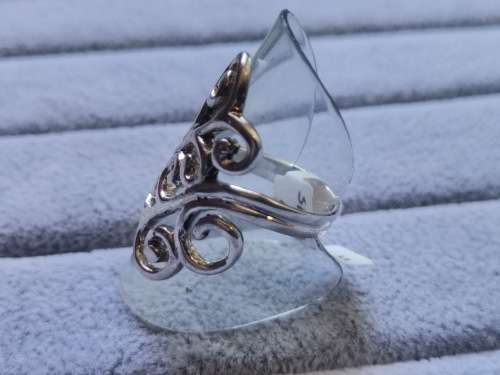 DISCOUNT!! Detailed Silver Ring