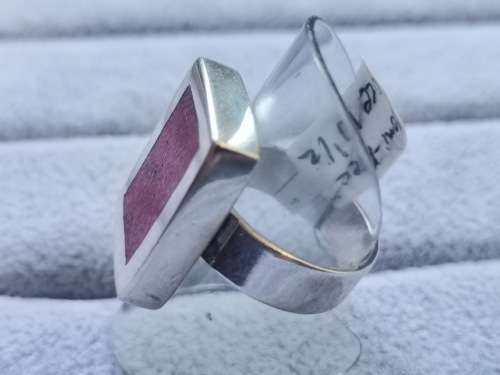 DISCOUNT!! Stunning Silver Ring