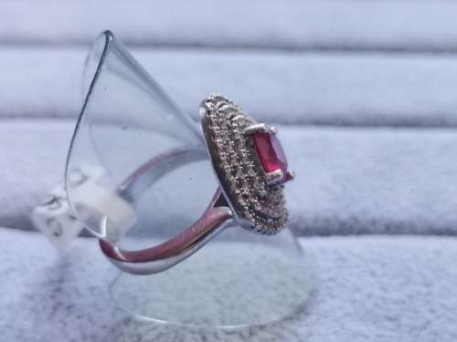 DISCOUNT!! Dazzling Silver Ring