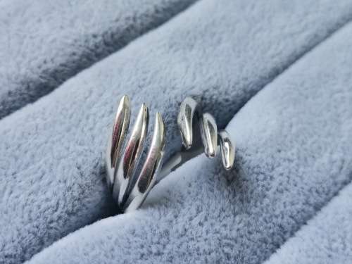 DISCOUNT!! Unique Silver Adjustable Ring
