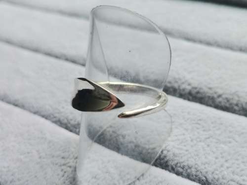 DISCOUNT!! Adjustable Silver Leaf Ring