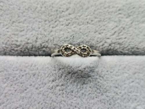 DISCOUNT!! Dainty Silver Infinity Ring