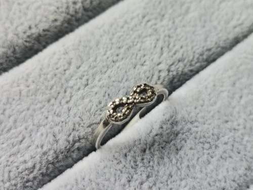 DISCOUNT!! Dainty Silver Infinity Ring