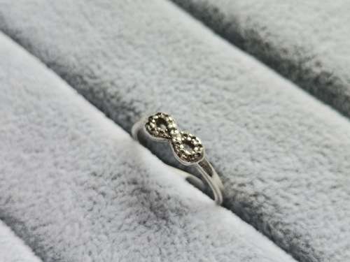 DISCOUNT!! Dainty Silver Infinity Ring