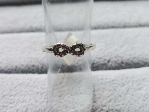 DISCOUNT!! Dainty Silver Infinity Ring