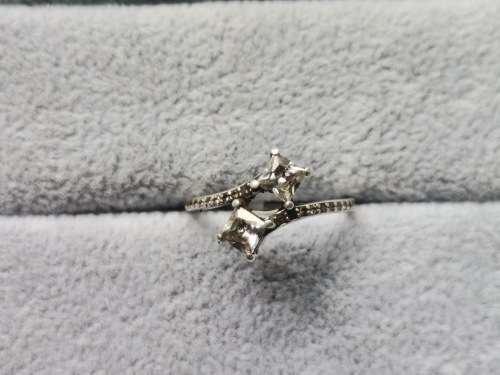 DISCOUNT!! Unique Silver Ring