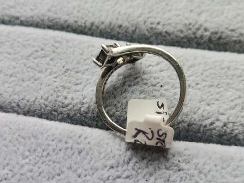 DISCOUNT!! Unique Silver Ring