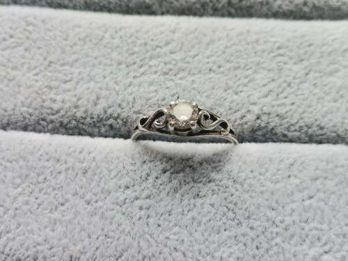 DISCOUNT!! Silver Solitaire Ring
