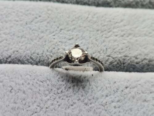 DISCOUNT!! Dainty Silver Ring