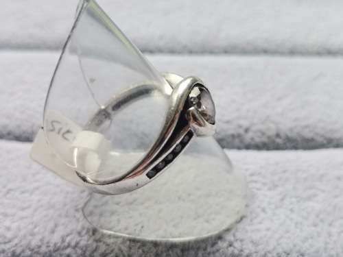 DISCOUNT!! Unique Silver Ring