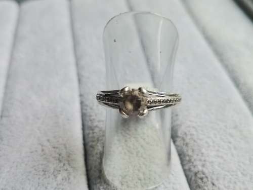DISCOUNT!! Stunning SIlver Ring
