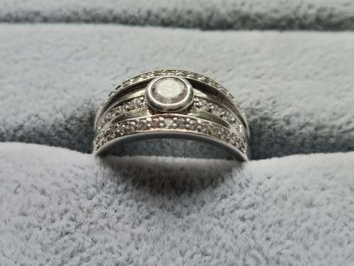 Dazzling Silver Ring