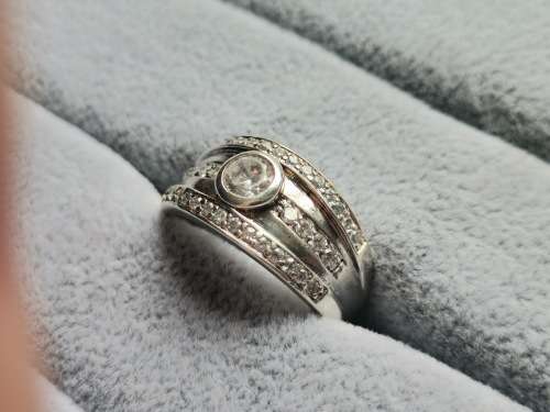 Dazzling Silver Ring