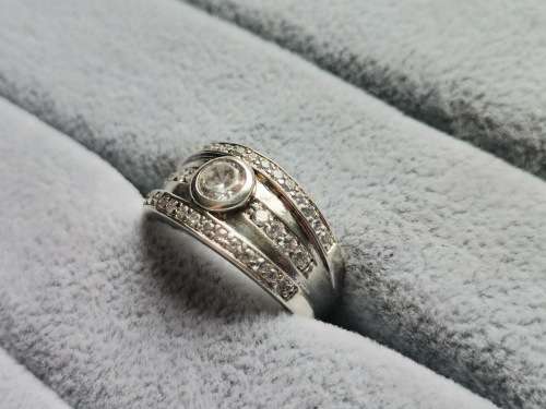 Dazzling Silver Ring