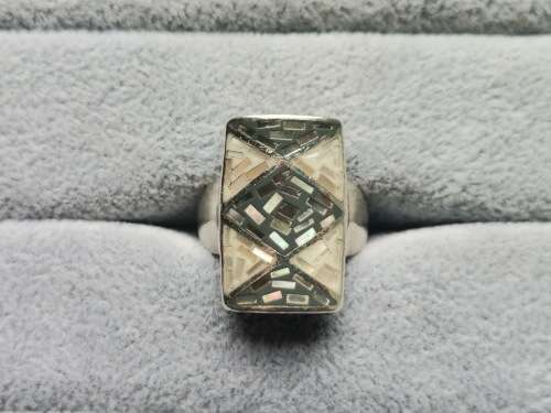 DISCOUNT!! Unique Silver Ring