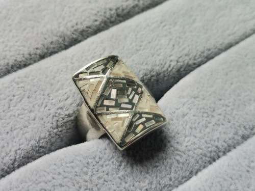 DISCOUNT!! Unique Silver Ring