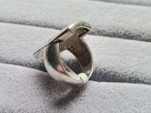 DISCOUNT!! Unique Silver Ring