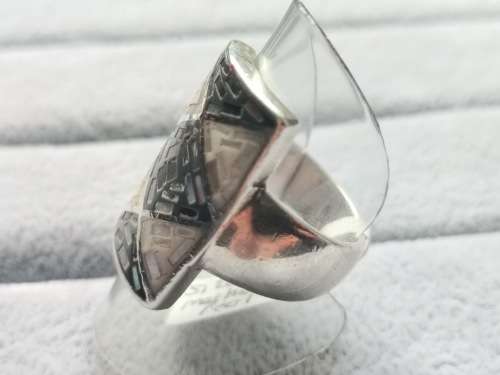 DISCOUNT!! Unique Silver Ring