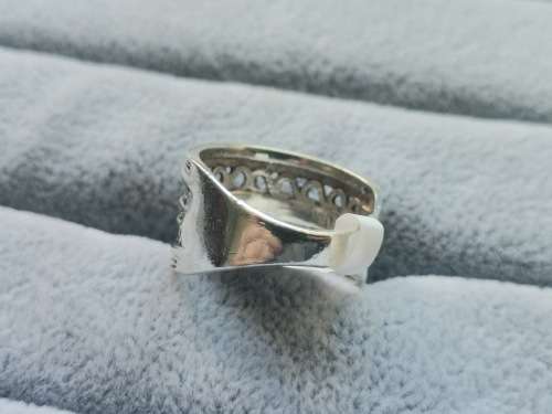 DISCOUNT!! Detailed Wavy Silver Ring