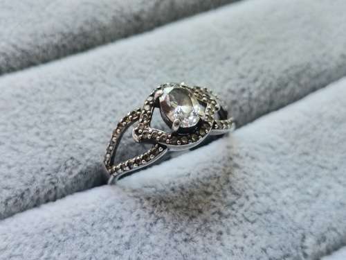 Dazzling Silver Ring