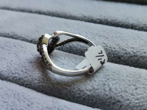 Dazzling Silver Ring
