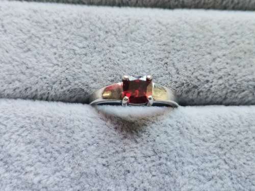 DISCOUNT!! Silver Solitaire Ring