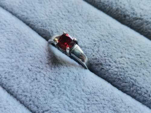 DISCOUNT!! Silver Solitaire Ring