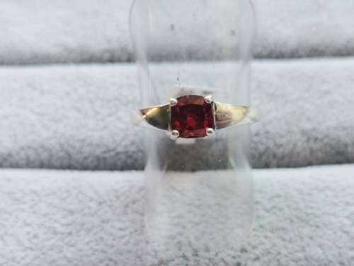 DISCOUNT!! Silver Solitaire Ring