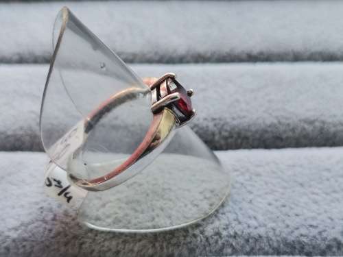 DISCOUNT!! Silver Solitaire Ring