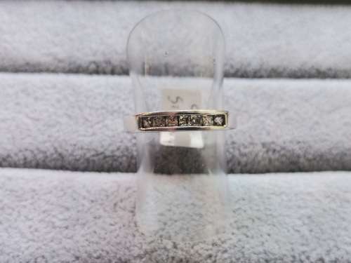 DISCOUNT!! Pretty Silver Ring
