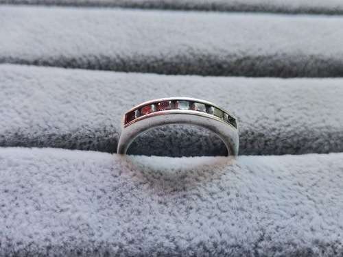 DISCOUNT!! Stunning Silver Ring