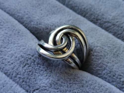 DISCOUNT!! Unique Silver Ring