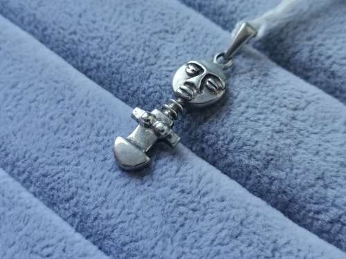 DISCOUNT!! Unique Silver Pendant