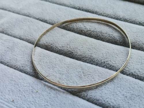 9ct Gold Bangle