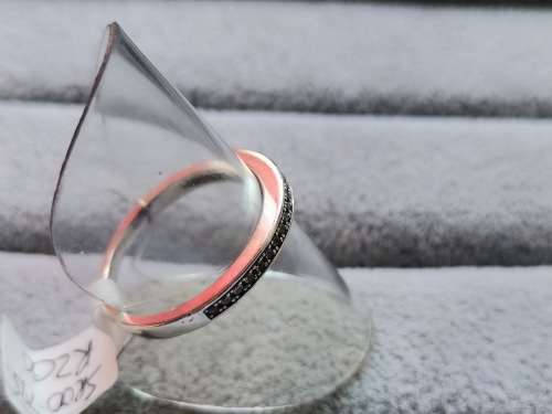 *R1 Auction* Silver Half Eternity Ring