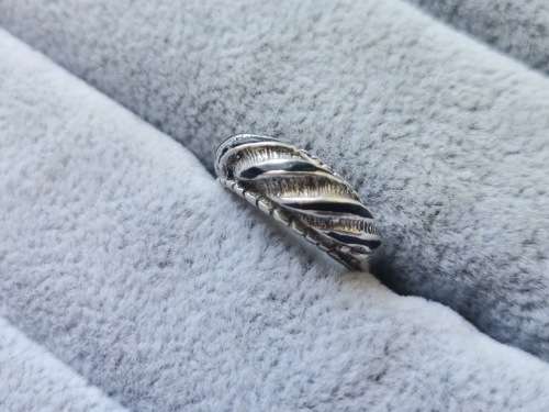 Discount!! Dainty Silver Ring