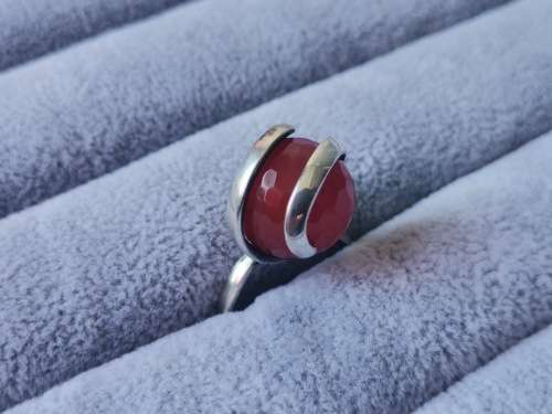 Discount!! Silver Carnelian Ring
