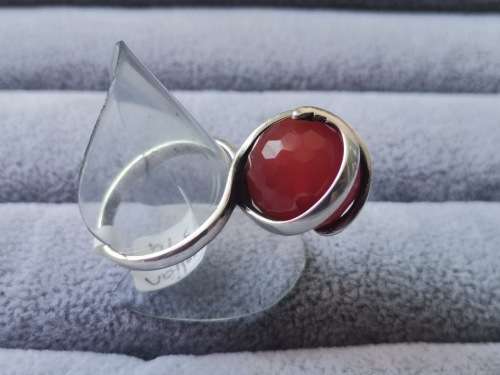 Discount!! Silver Carnelian Ring