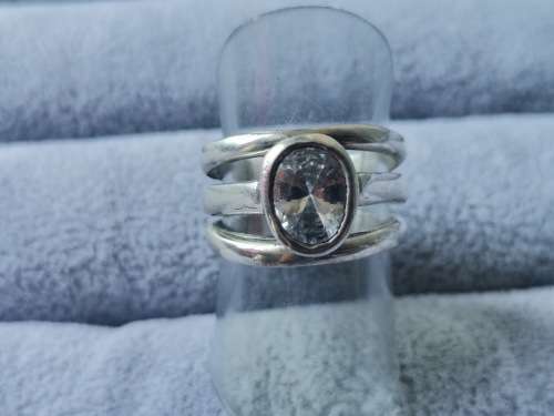 Discount!! Silver Solitaire Ring