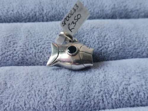 Discount!! Cute Silver Fish Pendant